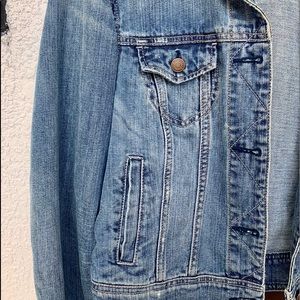 American Eagle Jean Jacket!